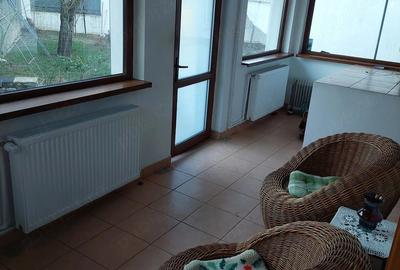 Casă cu Teren 207 Mp în Central - 9