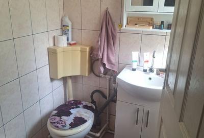 Casă cu 5 camere cu Teren 211 Mp în Brătianu