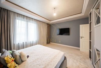 Casă individuală cu 7 camere cu Piscina în Dumbrăvița - 16