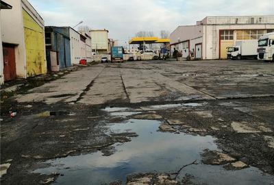 Spațiu comercial, de 27,000 mp, în Central - 4