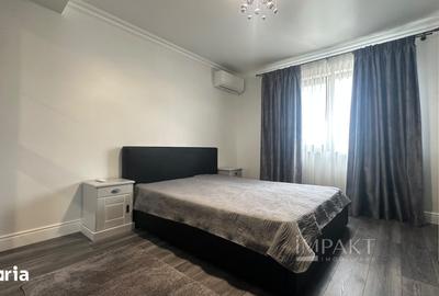 Casă cu 4 camere cu Piscina în Gruia