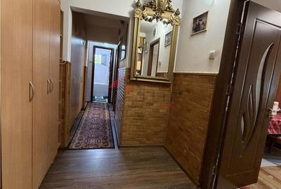 Apartament cu 3 camere decomandat în Nicolina - 8