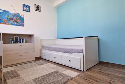 Apartament cu 3 camere decomandat în Dumbrăvița