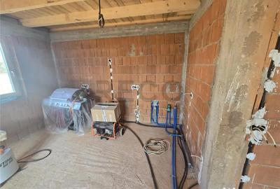 Casă cu 3 camere cu Teren 545 Mp în Tărian - 2