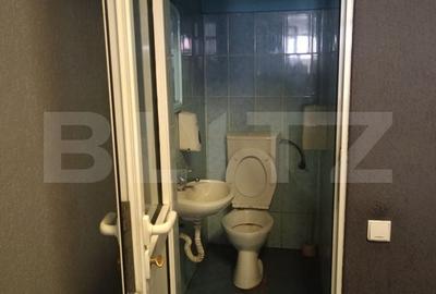 Spațiu comercial, de 74 mp, în Central - 8