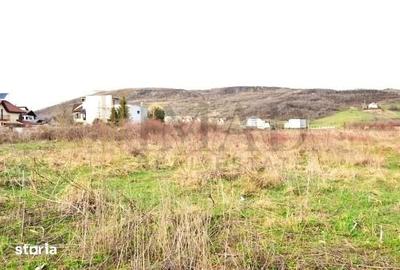 Teren de 3700 mp, în Aninoasa - 3