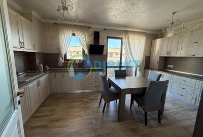 Penthouse cu 4 camere în Independenței - 3