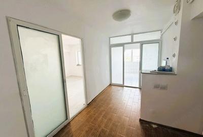 Apartament cu 2 camere decomandat în Tineretului