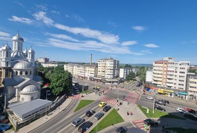 Apartament cu 3 camere decomandat în Narcisa - 8