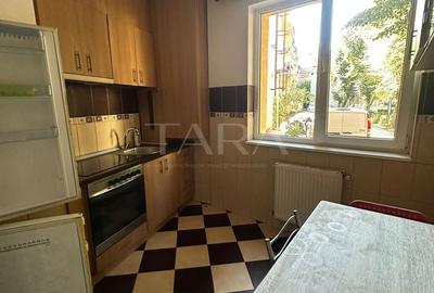 Apartament cu 2 camere semidecomandat, mobilat în Central
