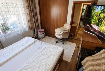 Apartament cu 2 camere decomandat în Lipovei