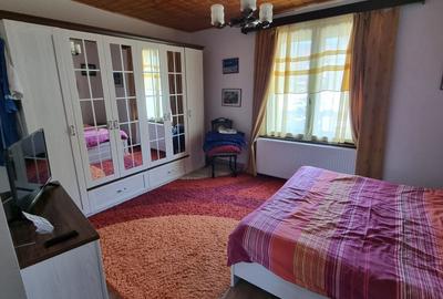 Casă cu 4 camere în Central - 14