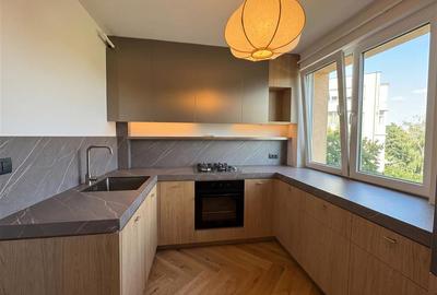 Apartament cu 2 camere semidecomandat, mobilat în Ultracentral