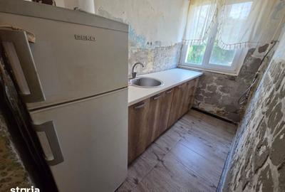 Apartament cu 3 camere semidecomandat în Micro 6 - 5
