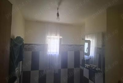 Apartament cu 3 camere semidecomandat în Central - 3