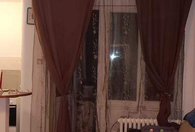 Garsonieră nedecomandată în Astra