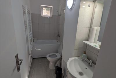 Apartament cu 2 camere semidecomandat în Micro 5 - 7