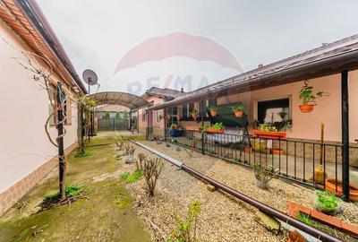 Casă individuală cu 14 camere cu Canalizare în Iratoșu - 8