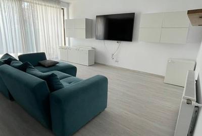 Casă cu 5 camere cu Teren 100 Mp în Central