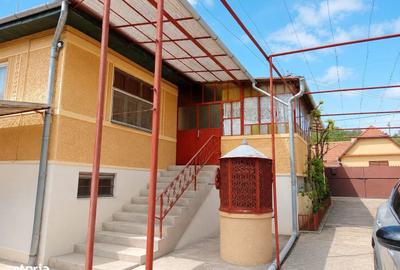 Casă cu 4 camere cu Teren 1349 Mp în Boiu - 4