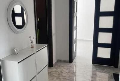 Apartament cu 2 camere decomandat în Central - 2