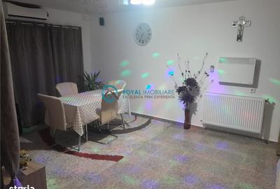 Casă cu 4 camere cu Teren 1000 Mp în Bucov
