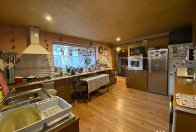 Casă cu 4 camere cu Teren 200 Mp în Hipodrom 3
