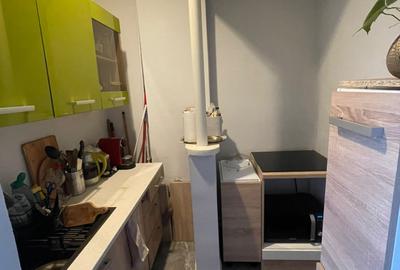 Apartament cu 3 camere semidecomandat, mobilat în Central - 6