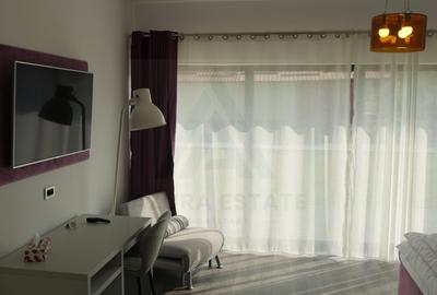 Casă individuală cu 10 camere cu Teren 4600 Mp în Central - 1