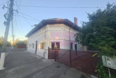 Casă individuală cu 4 camere cu Canalizare în Central - 21
