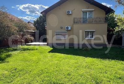 Casă individuală cu 4 camere cu Canalizare în Pipera