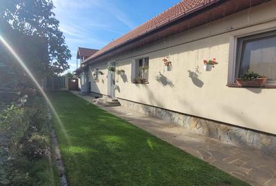Casă individuală cu 3 camere cu Garaj în Prejmer