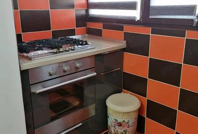 Apartament cu 2 camere decomandat în Traian - 1