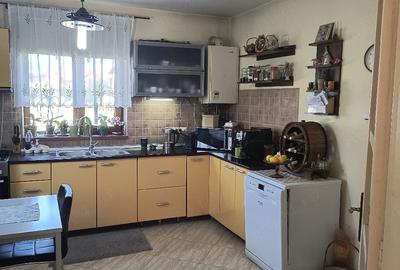 Casă cu Teren 400 Mp în Ampoi 3