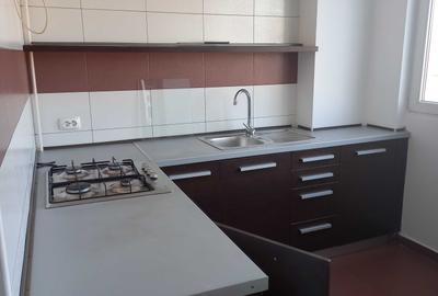 Garsonieră decomandată în Unirii