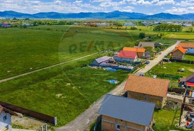 Teren Construcții intravilan de 1016 mp, în Hărman - 1