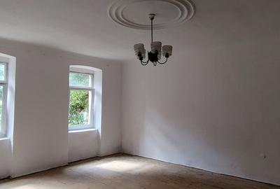 Apartament cu 4 camere în Central - 5