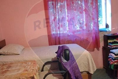 Casă cu 3 camere cu Teren 108 Mp în Central - 9