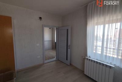 Duplex cu 4 camere cu Canalizare în Sânnicolau Mare - 15
