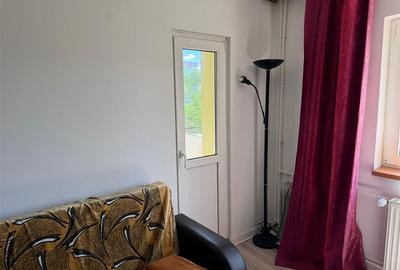 Apartament cu 2 camere decomandat în 9 Mai - 12