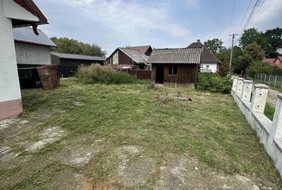 Casă cu 4 camere în Central