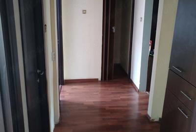 Apartament cu 3 camere decomandat în Cetății - 6