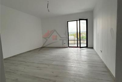 Apartament cu 2 camere decomandat în Rediu