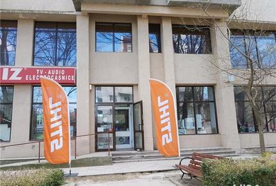 Spațiu comercial, de 688 mp, în Central - 4