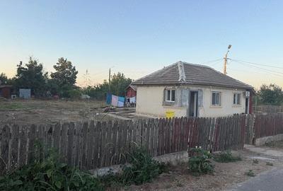 Casă cu Teren 1020 Mp în Jegălia