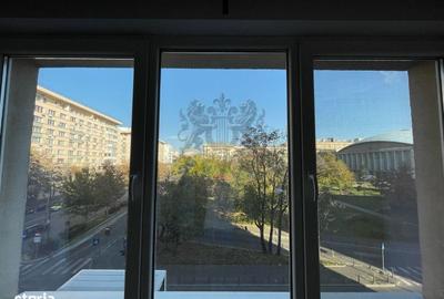 Apartament cu 2 camere decomandat în Sala Palatului