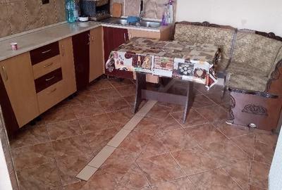 Apartament cu 3 camere semidecomandat în Fortuna - 1