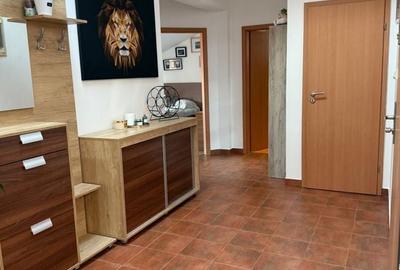 Apartament cu 3 camere decomandat în Exterior Vest - 2