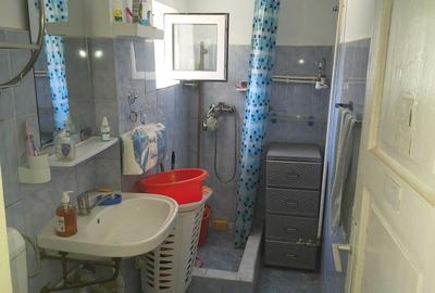Apartament cu 4 camere nedecomandat în Foișorul de Foc