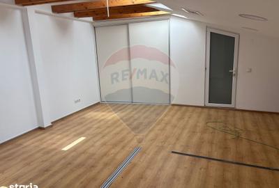 Spațiu comercial, de 225 mp, în Central